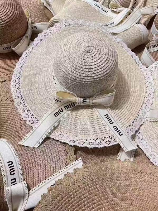Miumiu top hat dx38